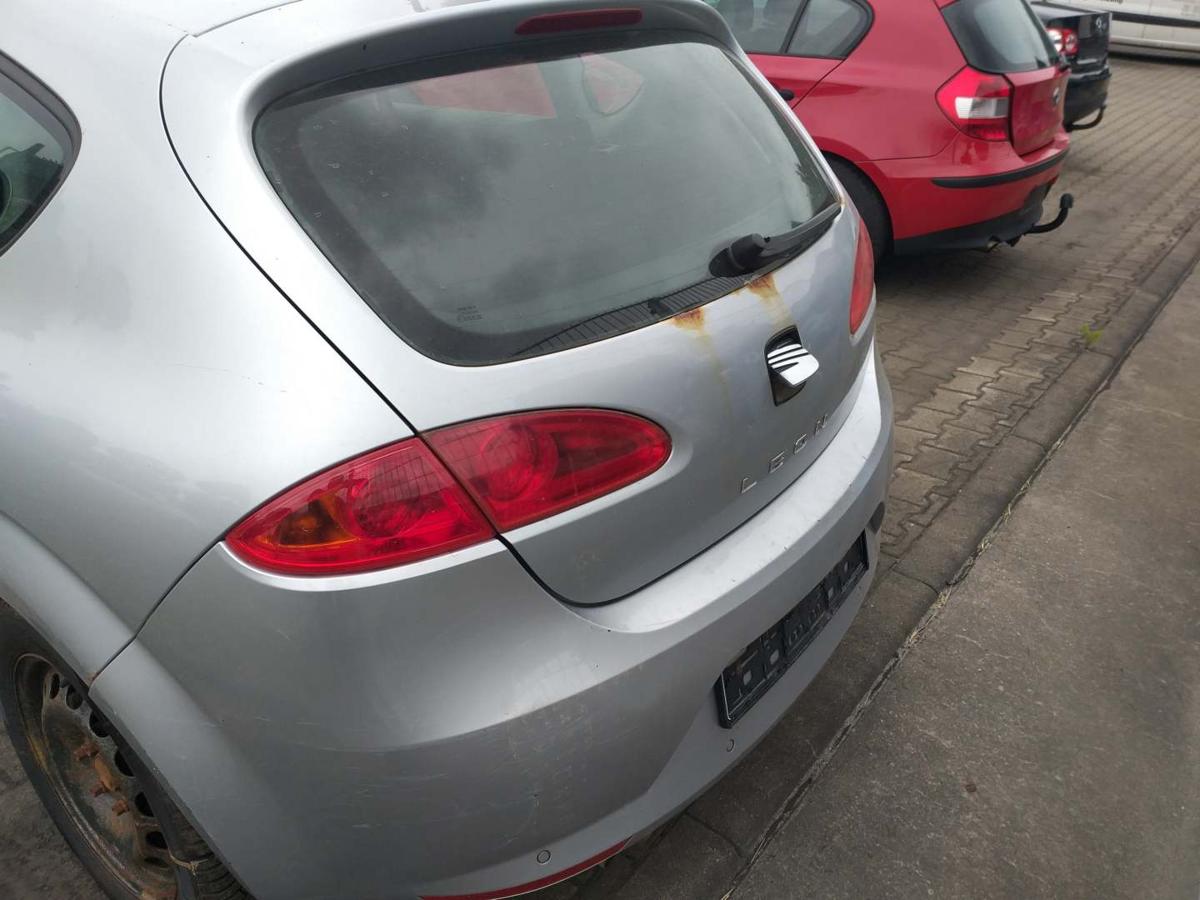 Seat Leon 1P original Rücklicht Rückleuchte Schlussleuchte links außen Bj.2005